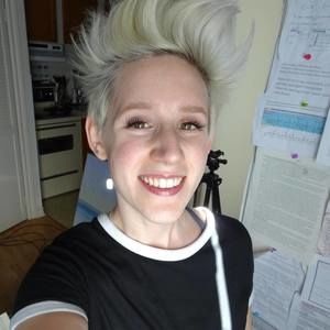 Meet your Posher, Justine